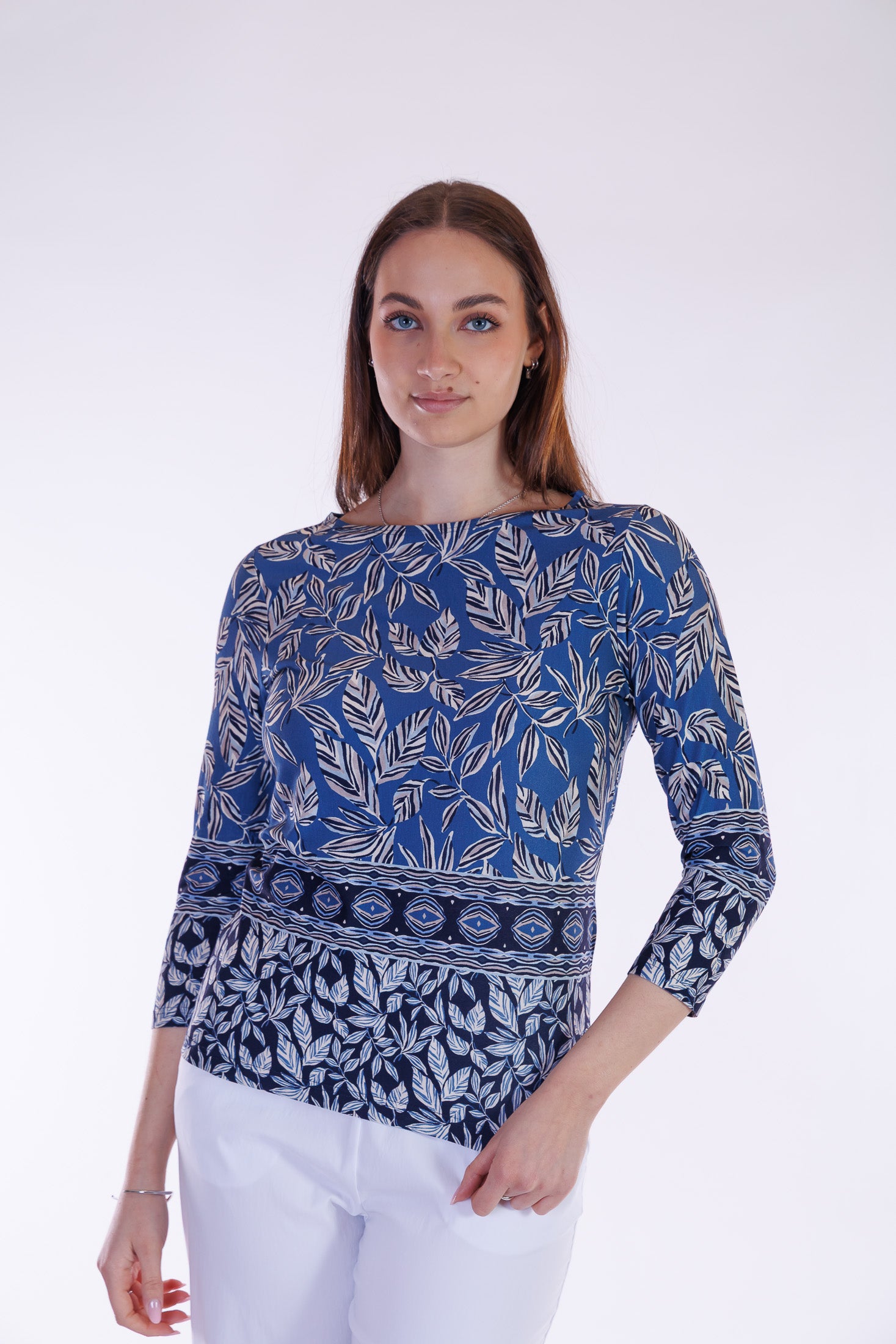 Maglia fantasia foglie