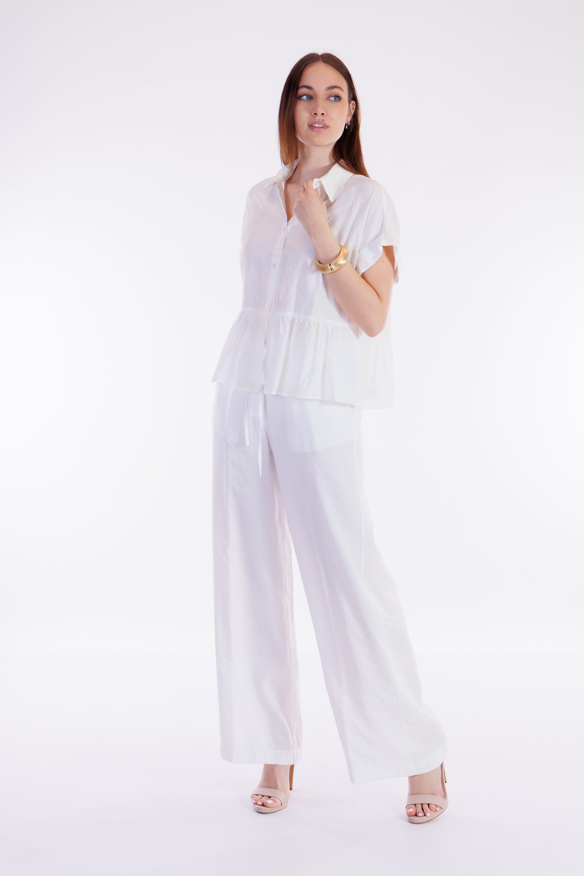 Camicia balza ricami