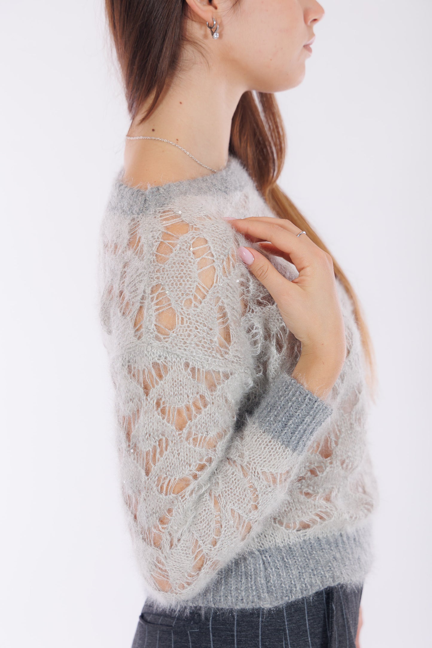 Maglia traforata micro paillettes