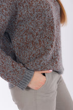 Pantalone gabardina con bottone