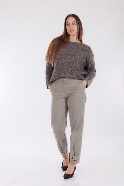 Pantalone gabardina con bottone