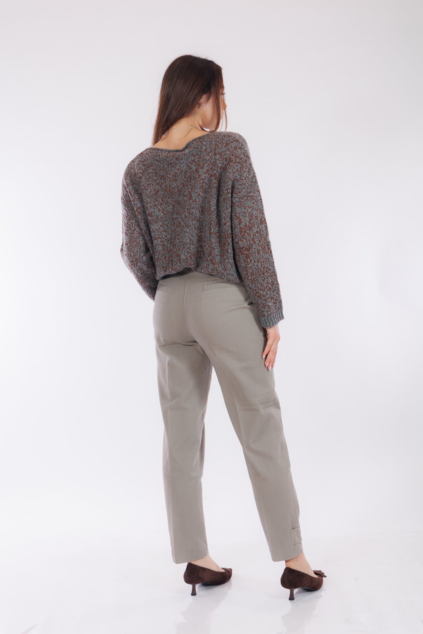 Pantalone gabardina con bottone