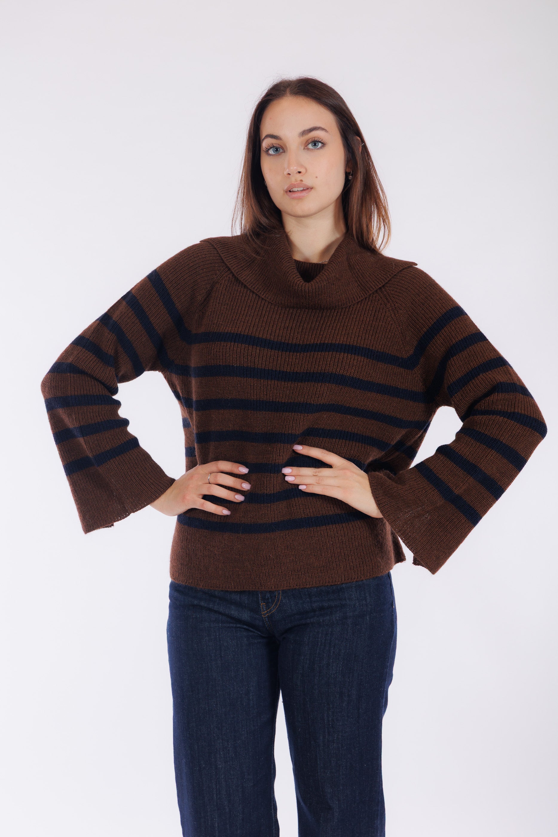 Maglia righe e spacchetti