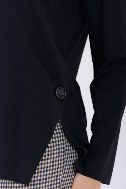 Maglia bottoni e spacchetti