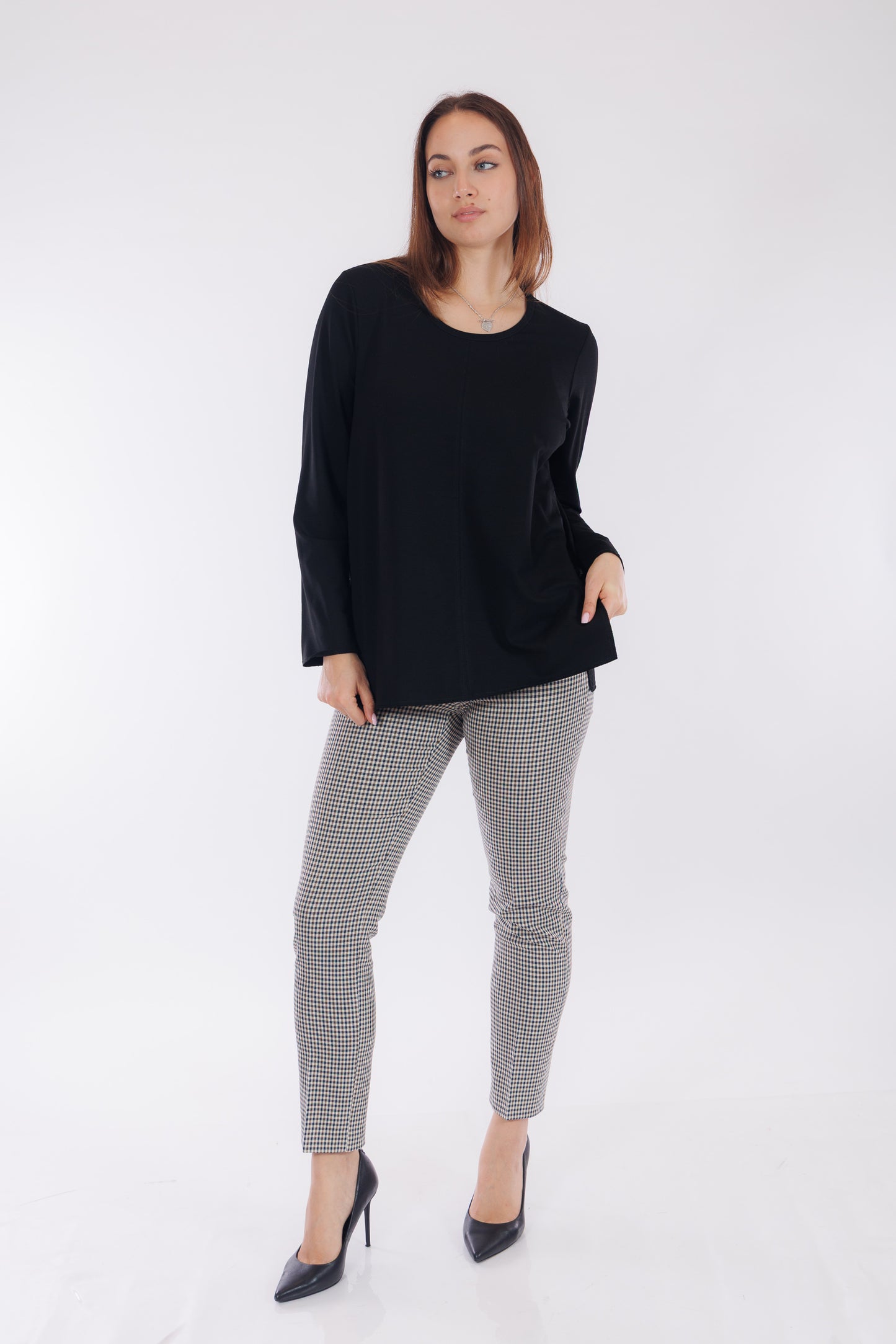 Maglia bottoni e spacchetti