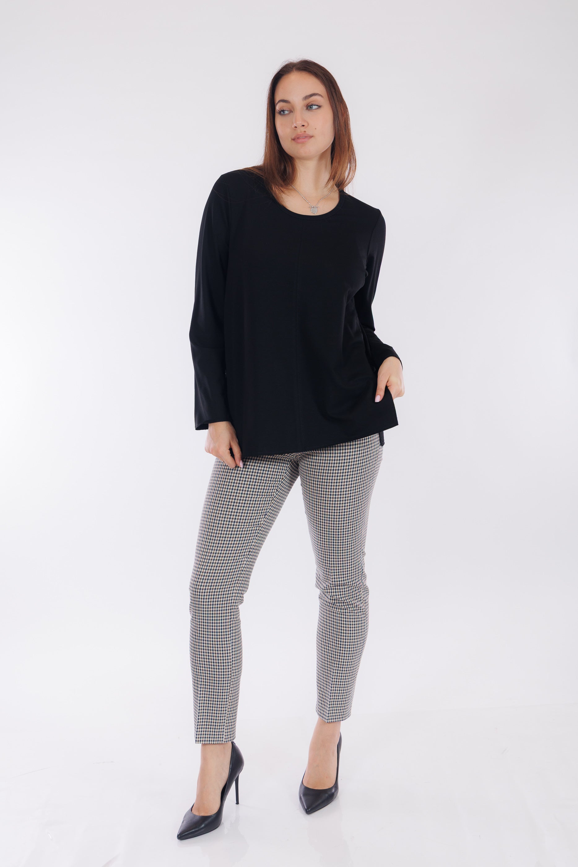 Maglia bottoni e spacchetti