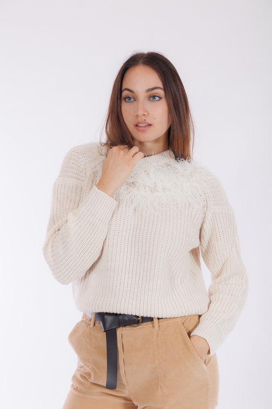 Maglia girocollo piume