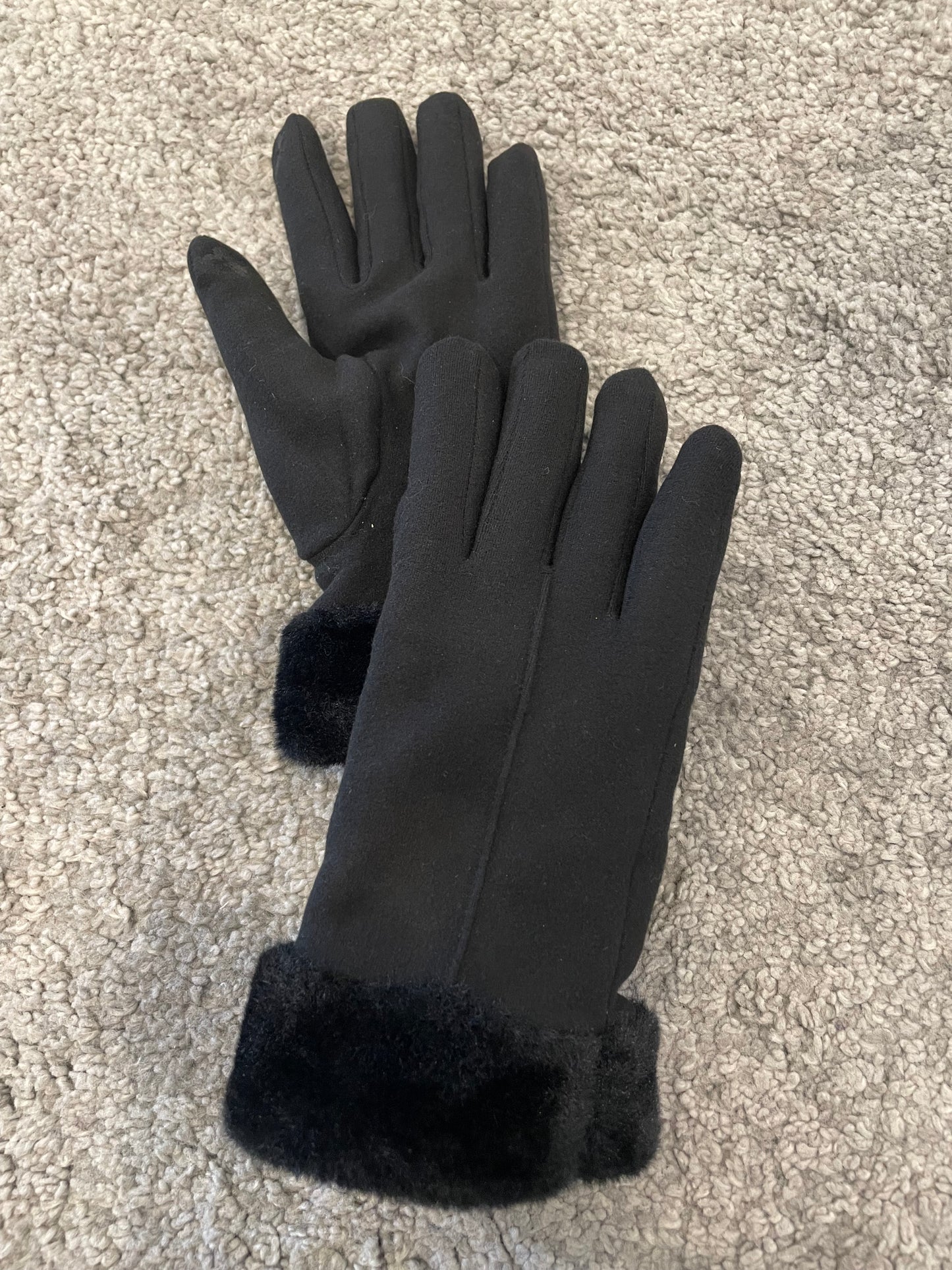 Guanti pelliccia all'interno