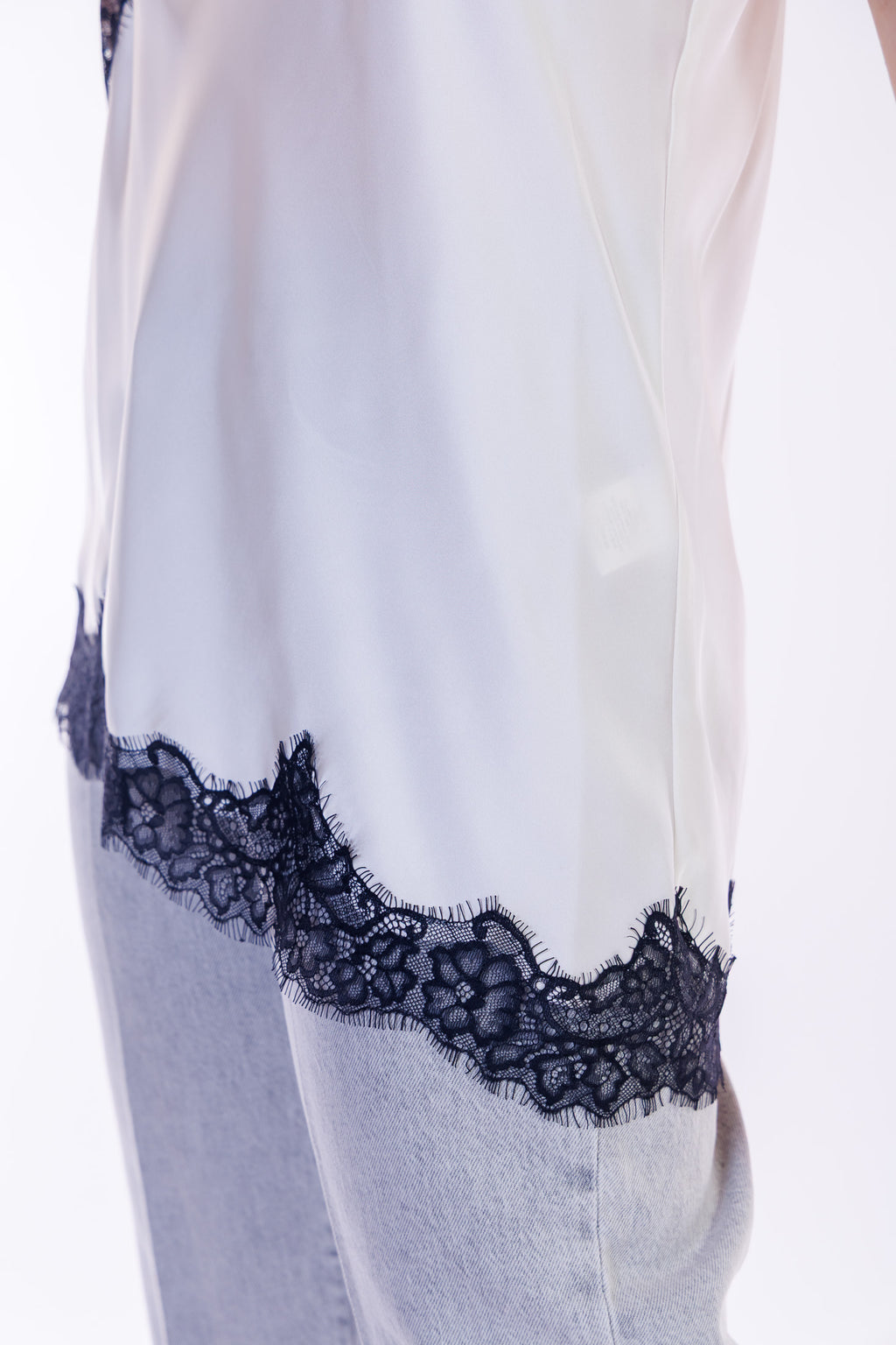 Top asimmetrico pizzo