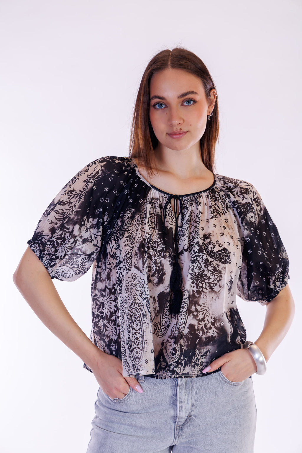 Blusa maniche a sbuffo