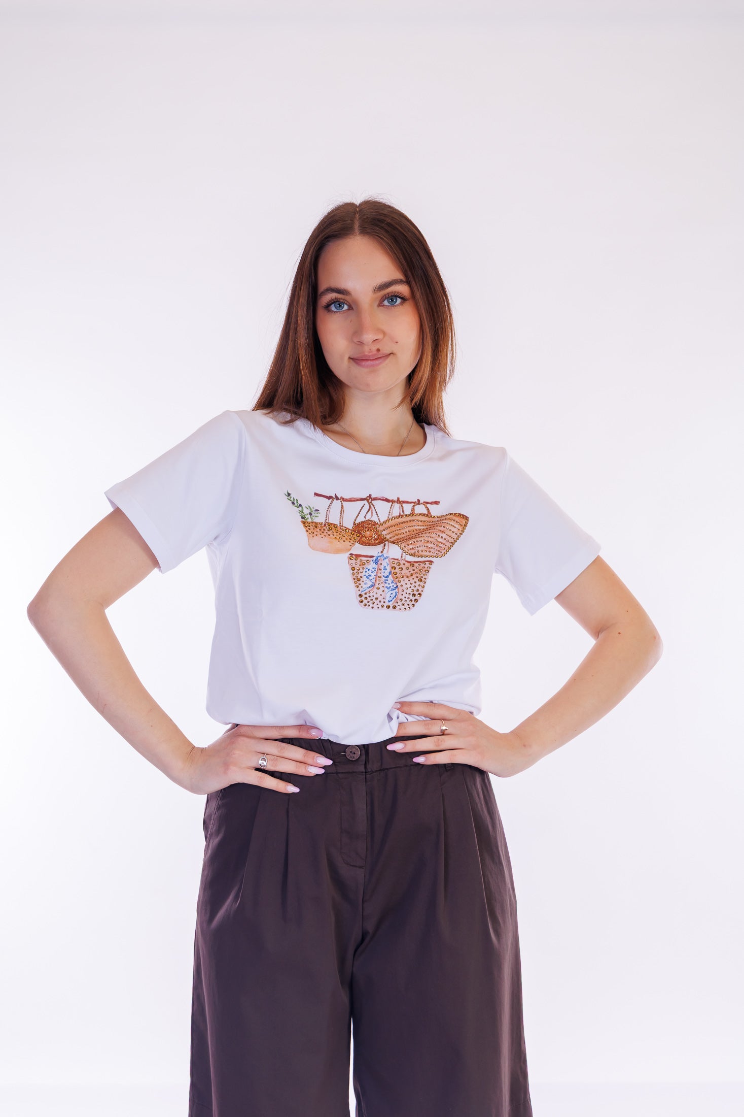 T-shirt stampa e strass