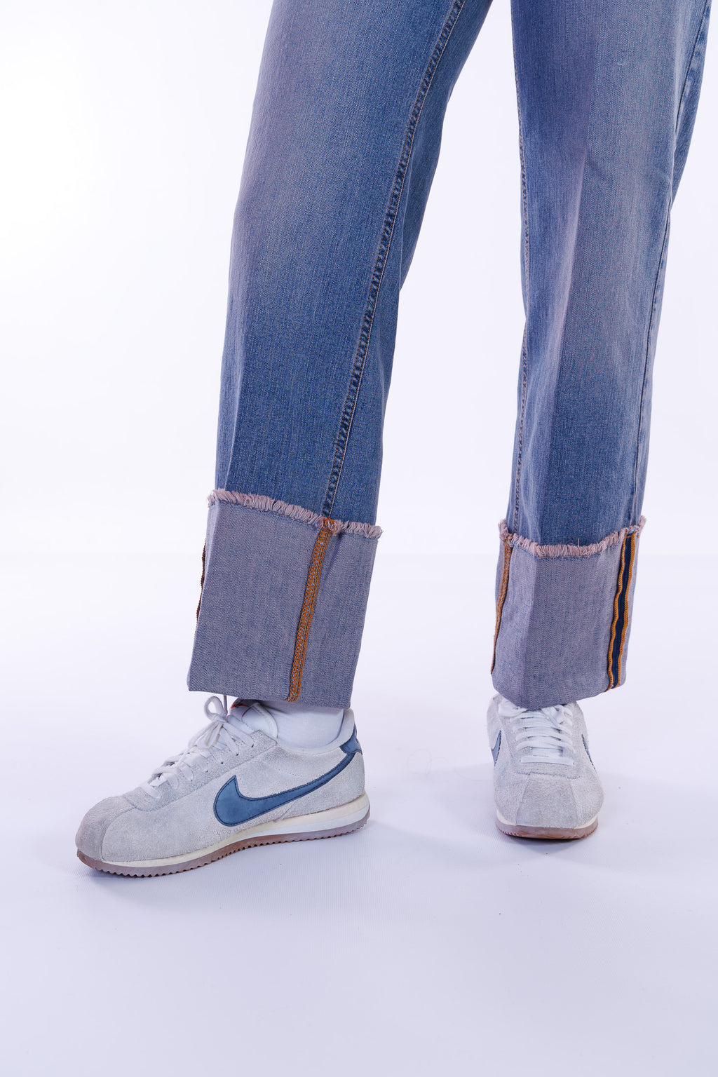 Jeans risvolto lavaggio rosa