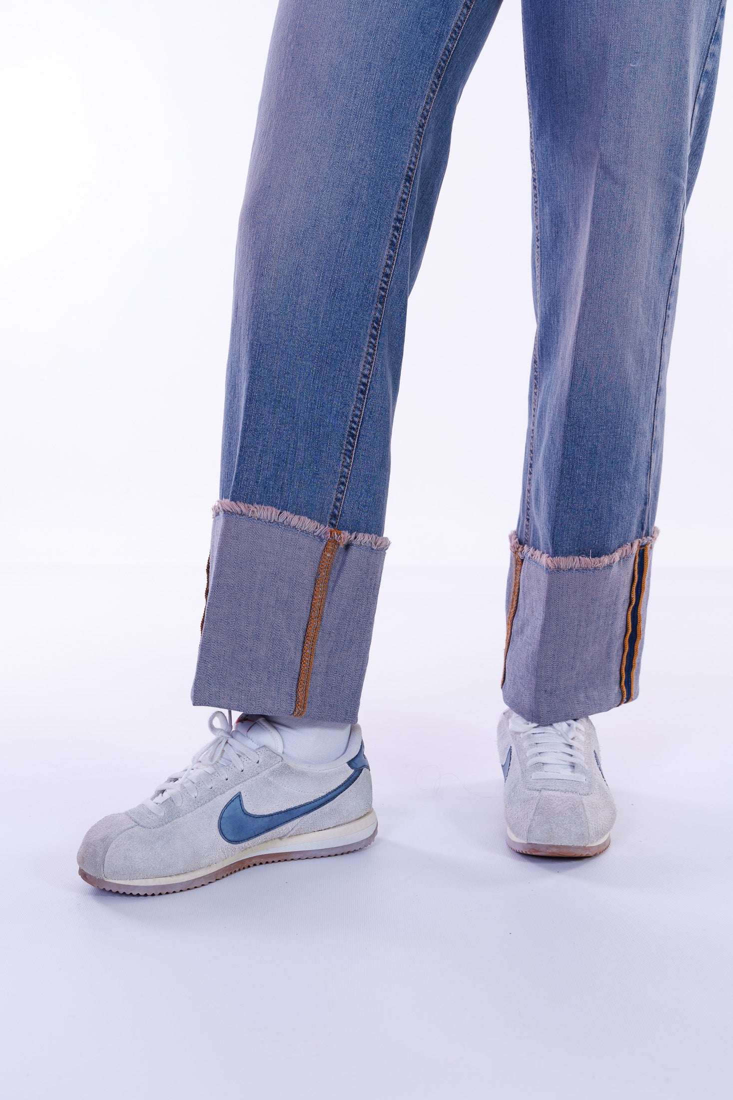 Jeans risvolto lavaggio rosa