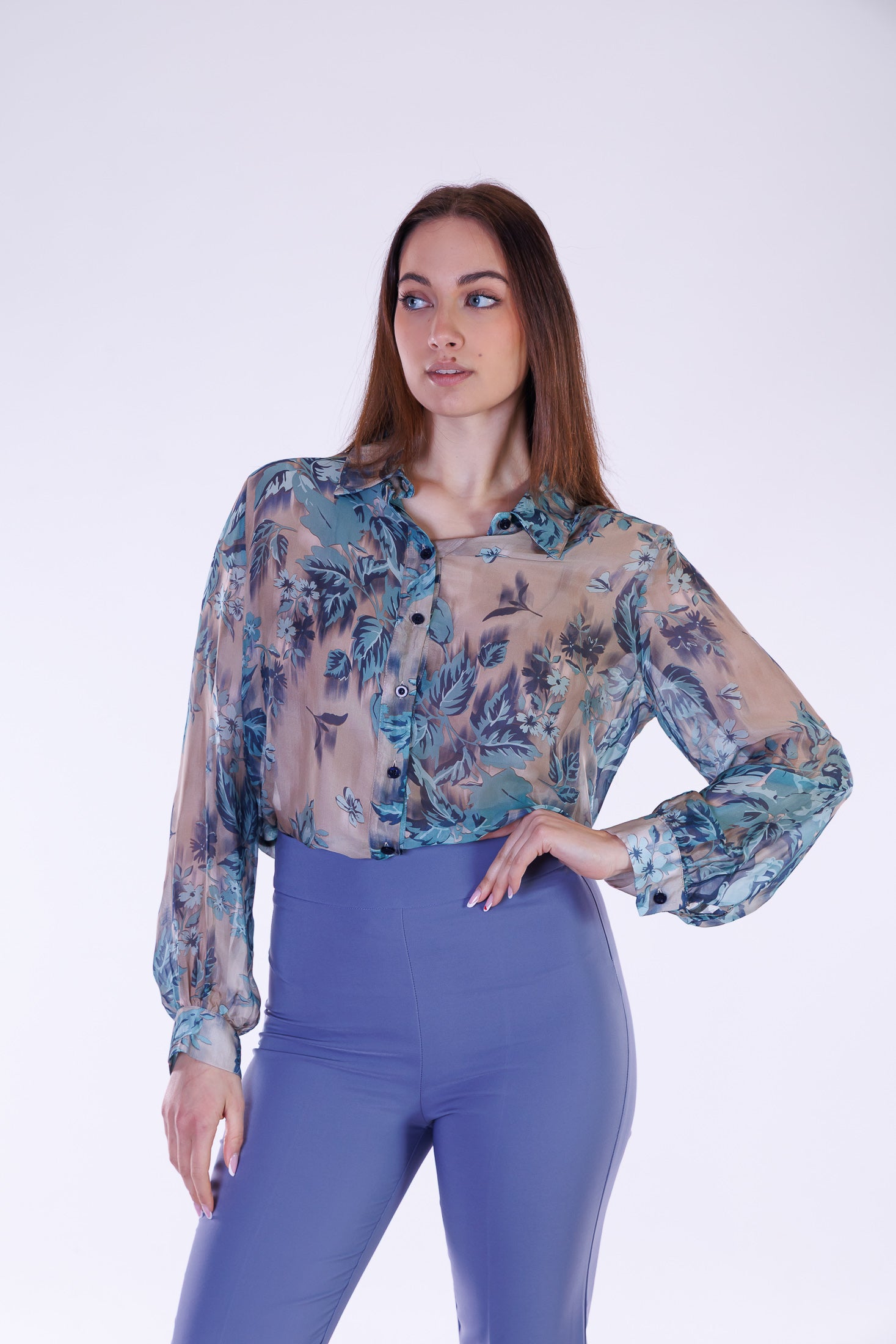 Tailleur pantalone a zampa