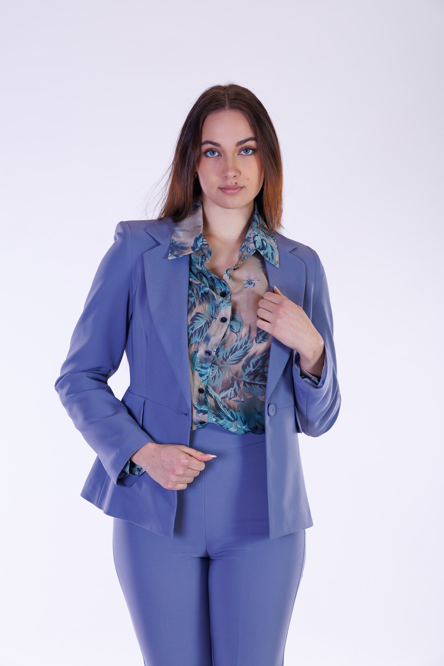 Tailleur pantalone a zampa