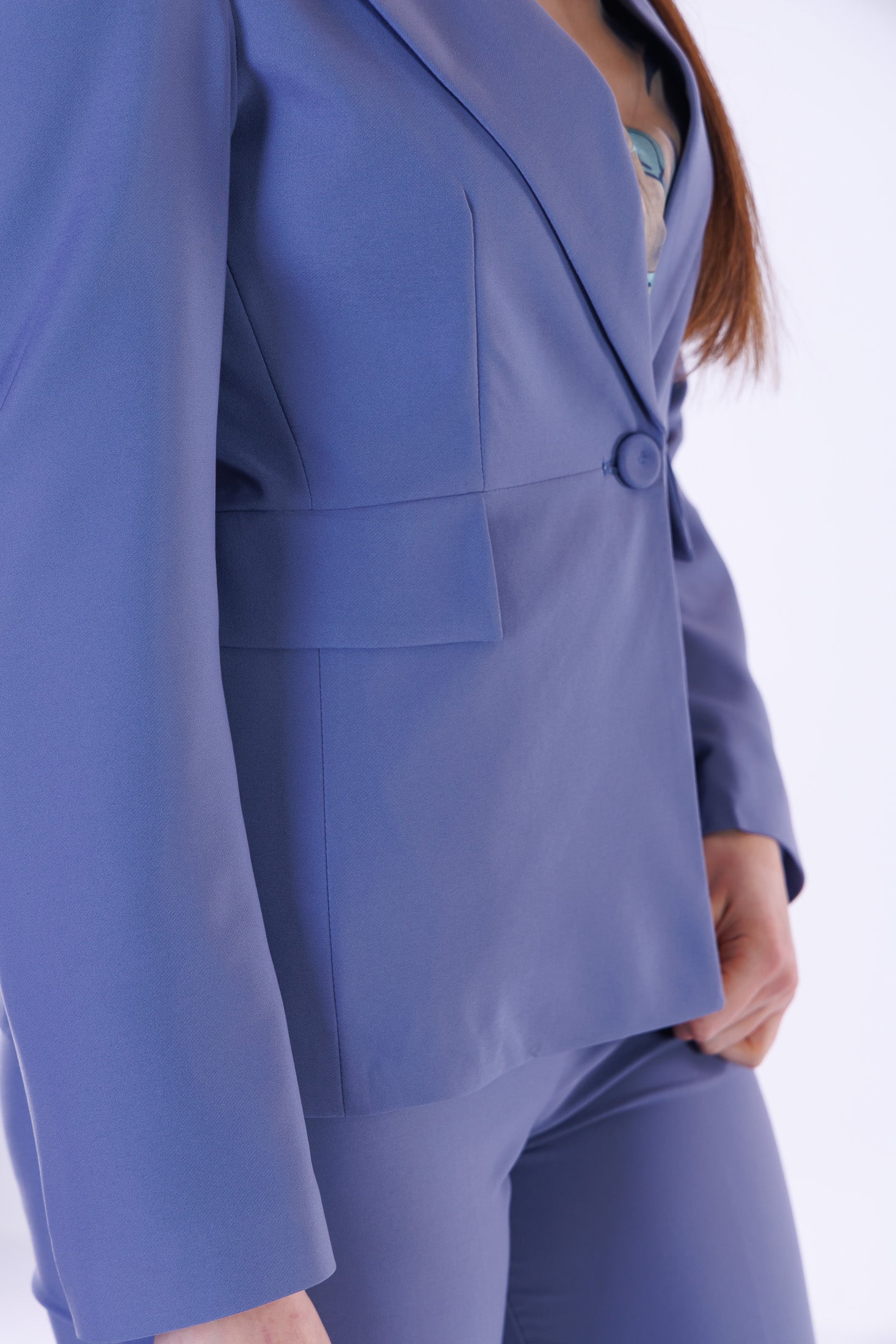 Tailleur pantalone a zampa