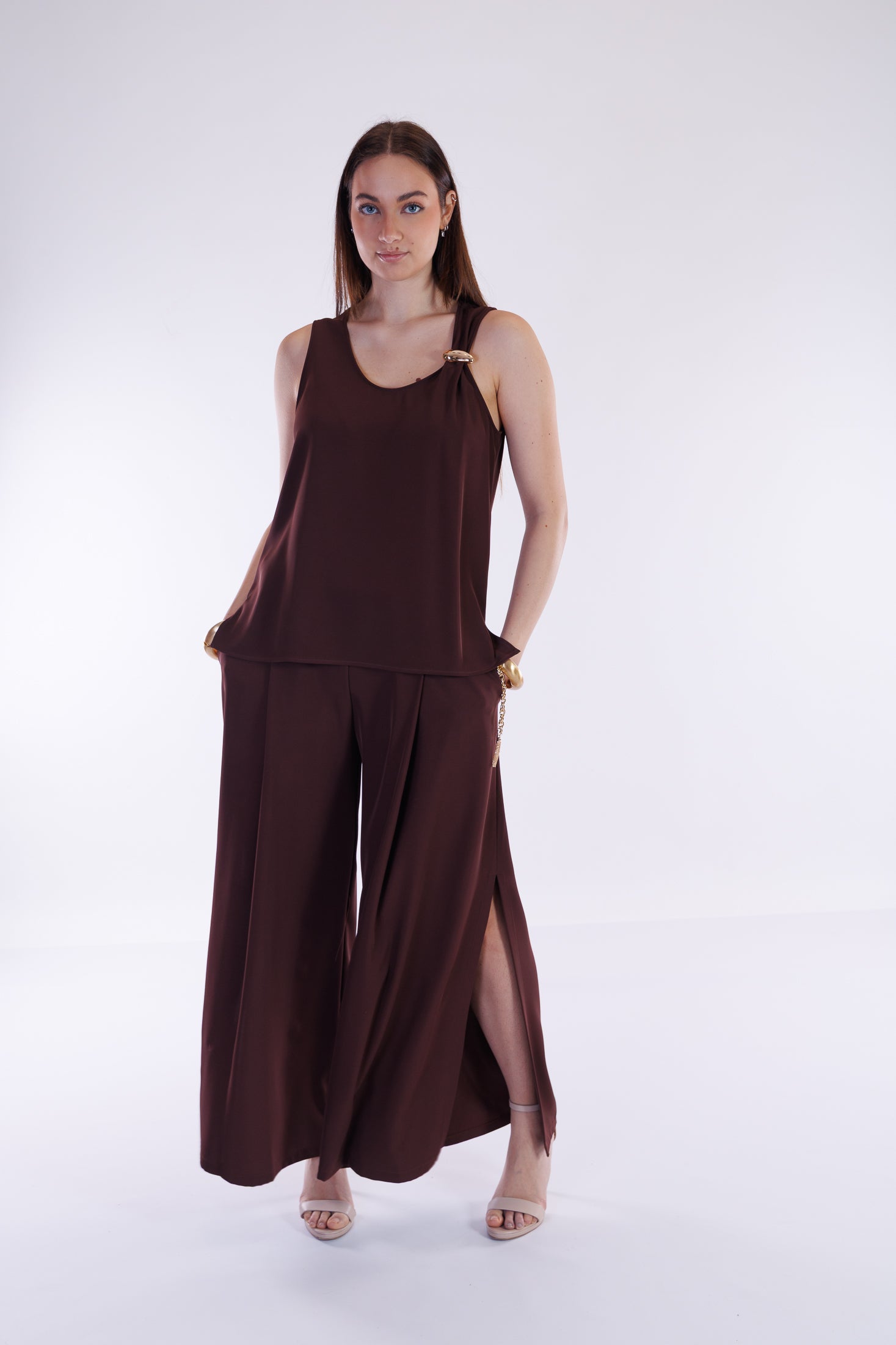 Canotta fluida fermaglio oro