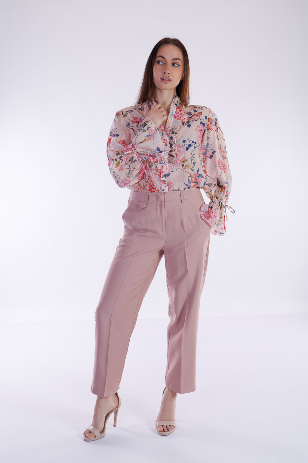 Camicia floreale con rouches