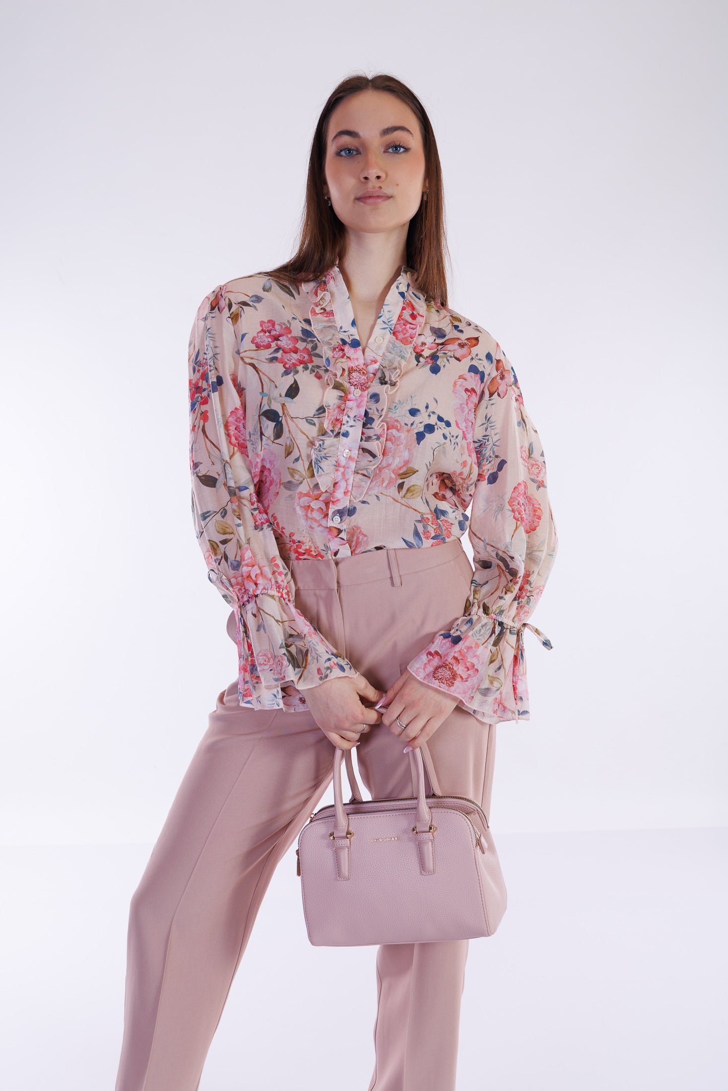 Camicia floreale con rouches