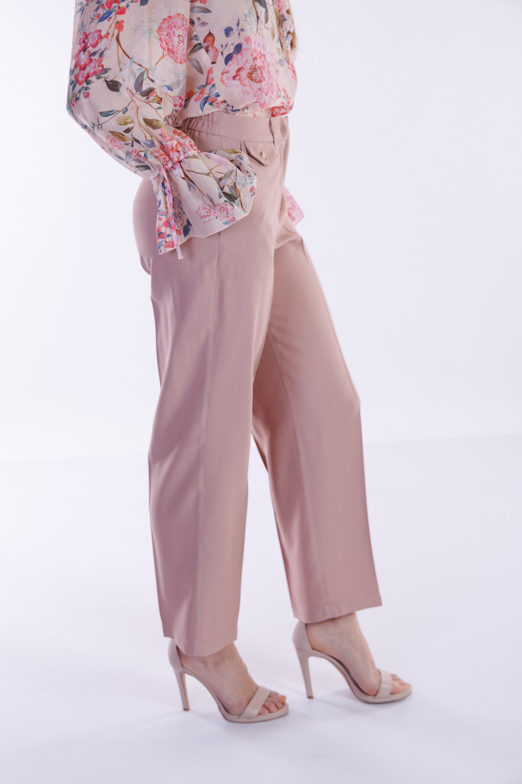 Pantalone cigarette con taschino