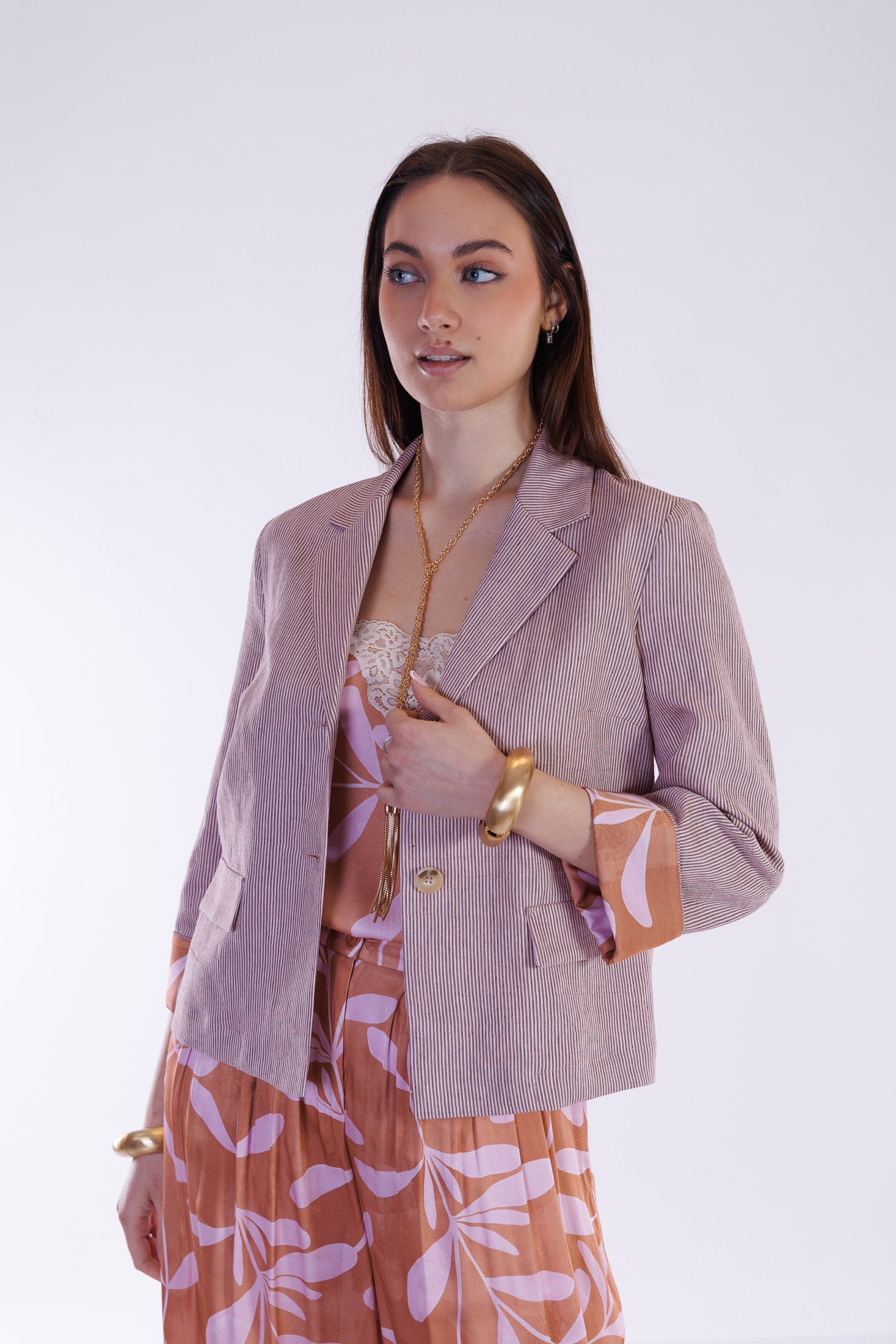 Giacca righine e risvolto