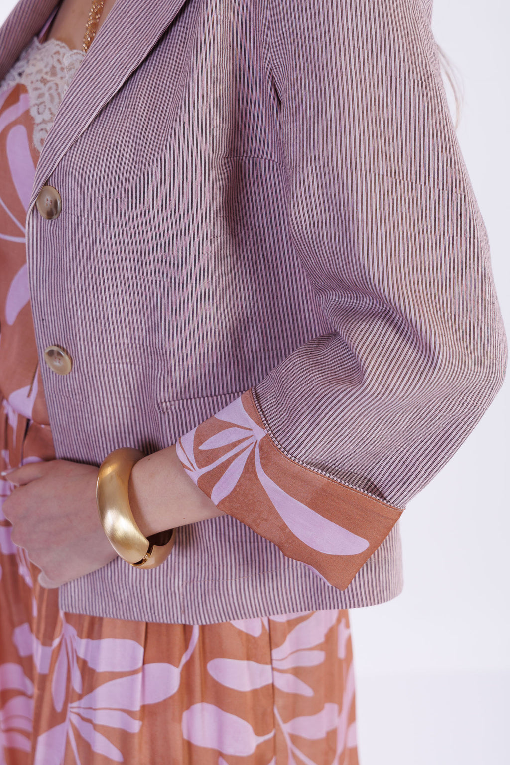 Giacca righine e risvolto