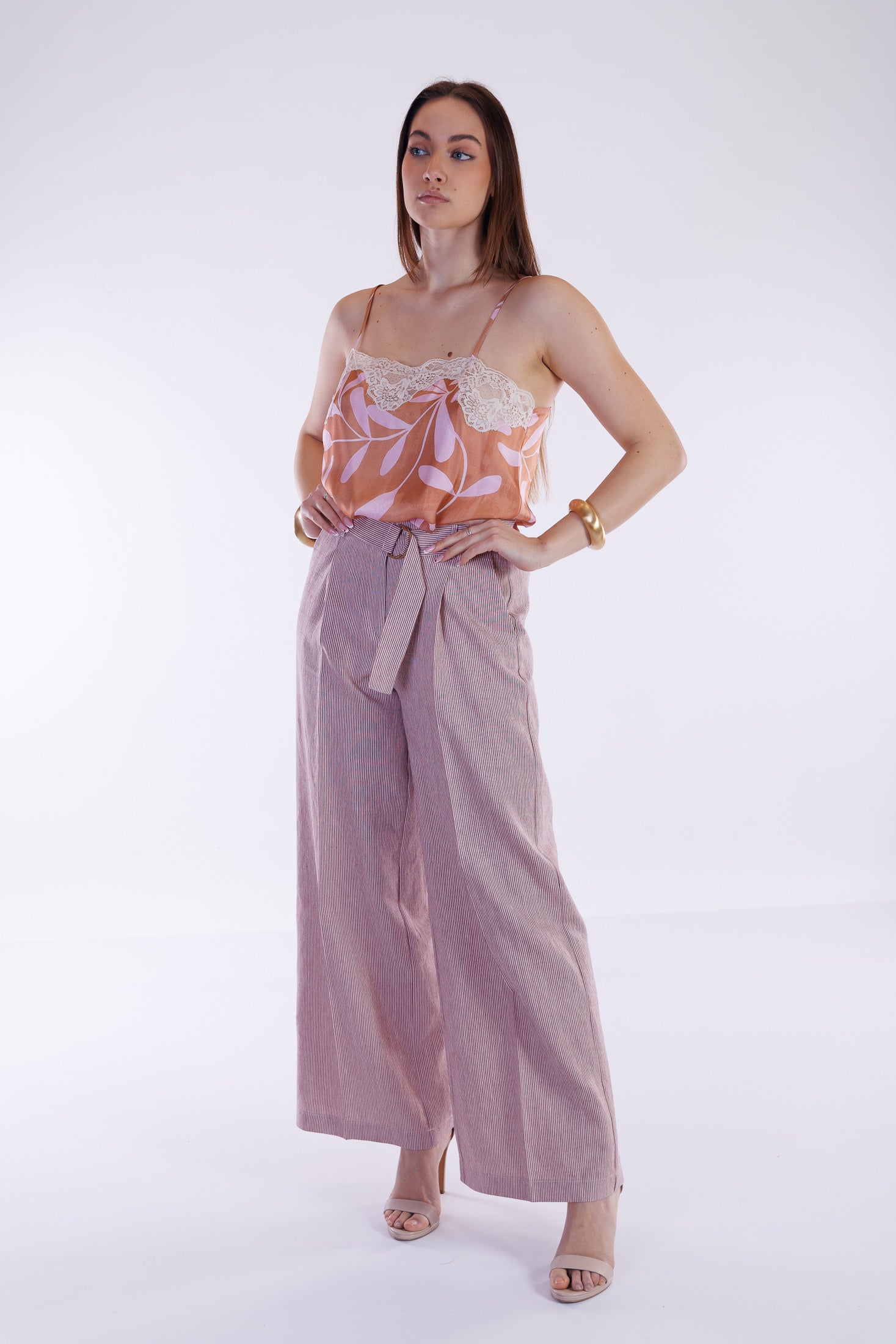 Pantalone largo righine