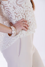 Top ricami e paillettes