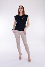 T-shirt scritta e charms