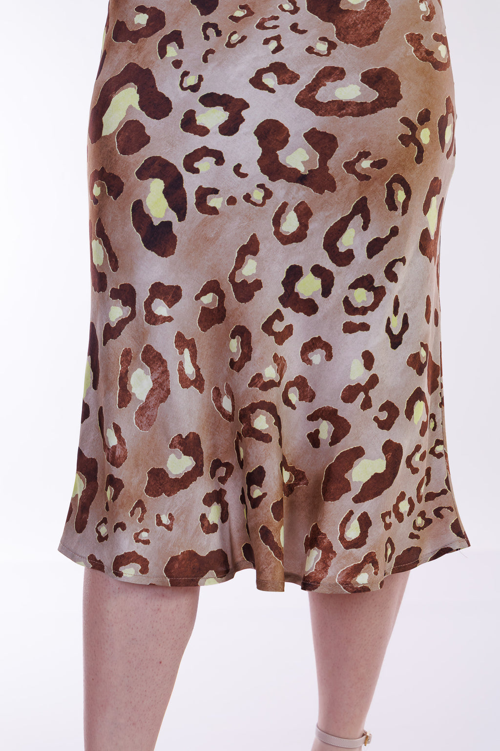 Abito sottoveste con collana