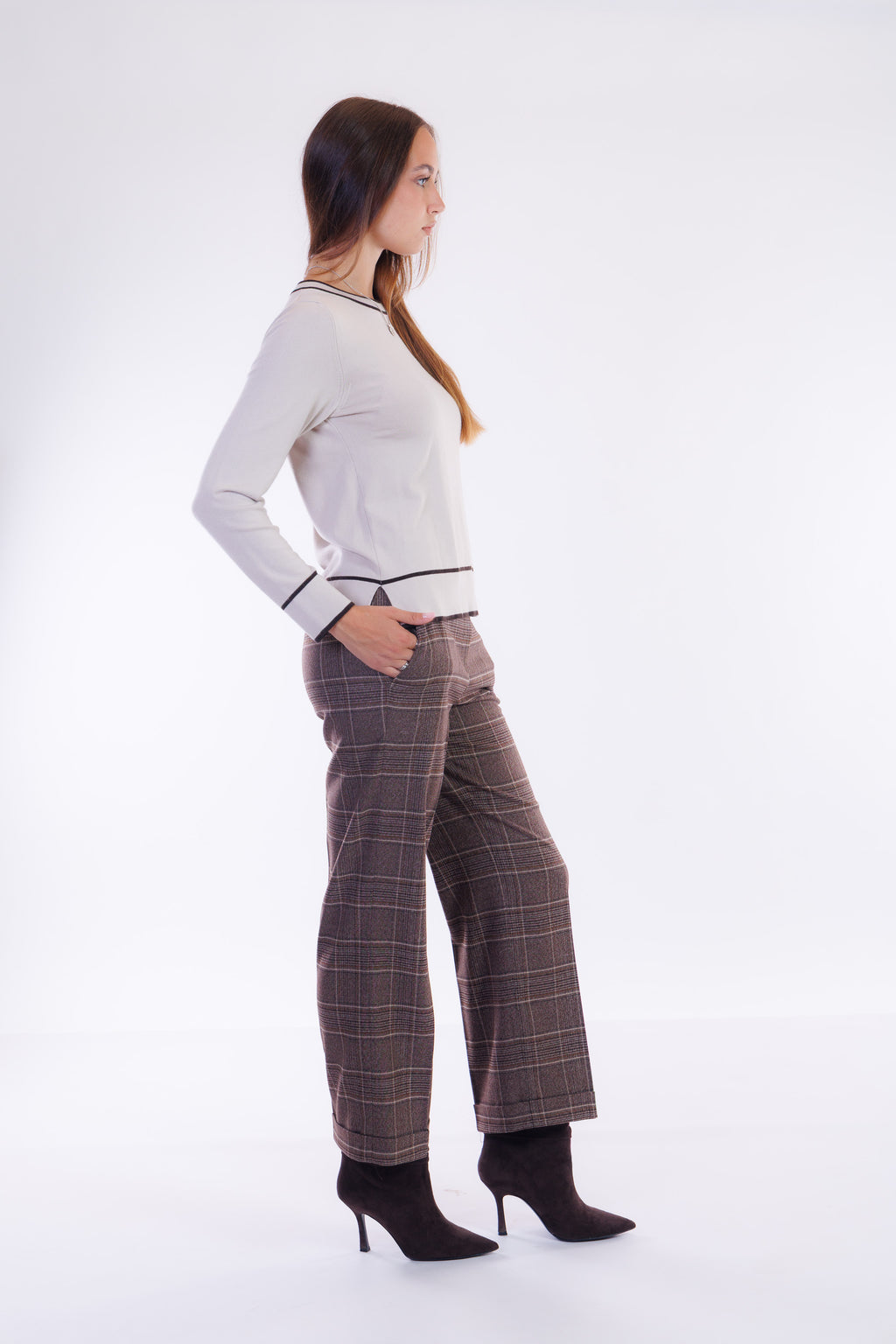 Pantalone check