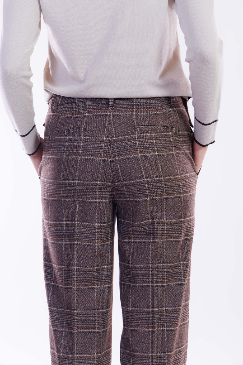 Pantalone check