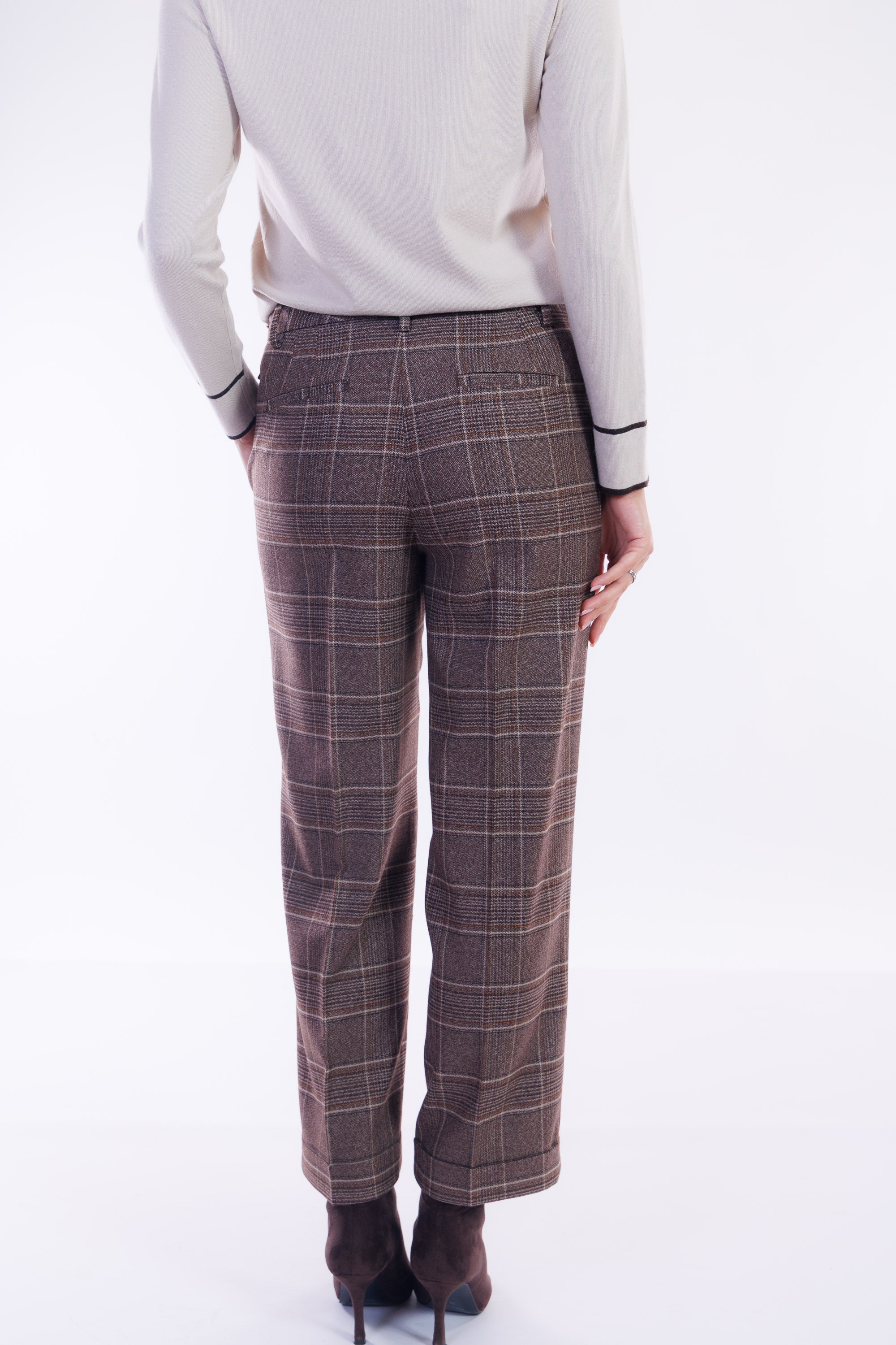 Pantalone check