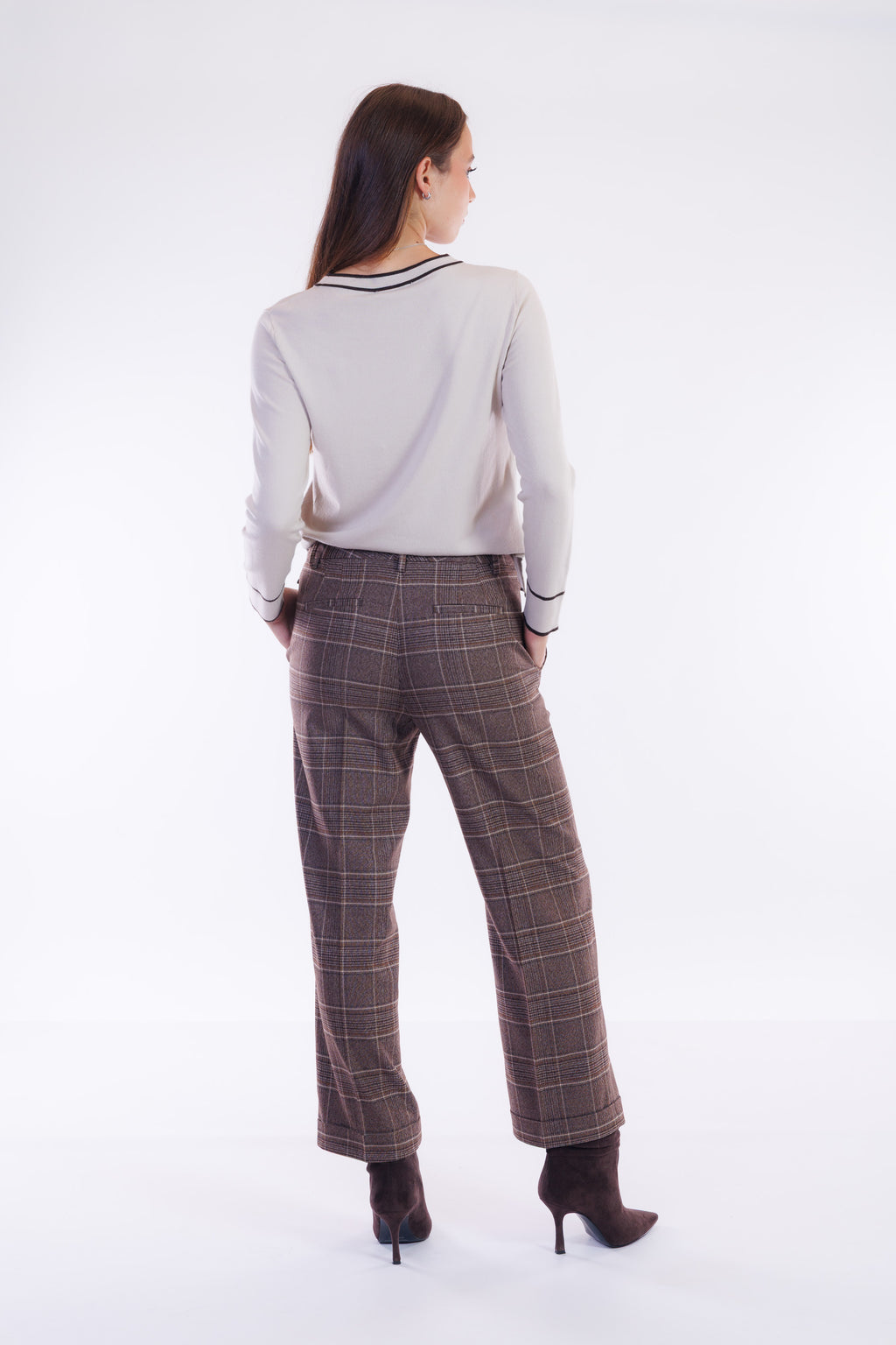 Pantalone check