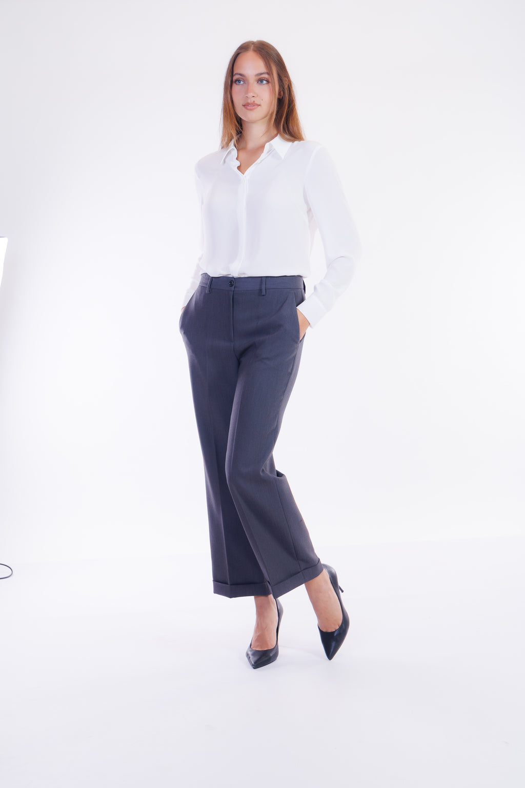 Pantalone ampio risvolto
