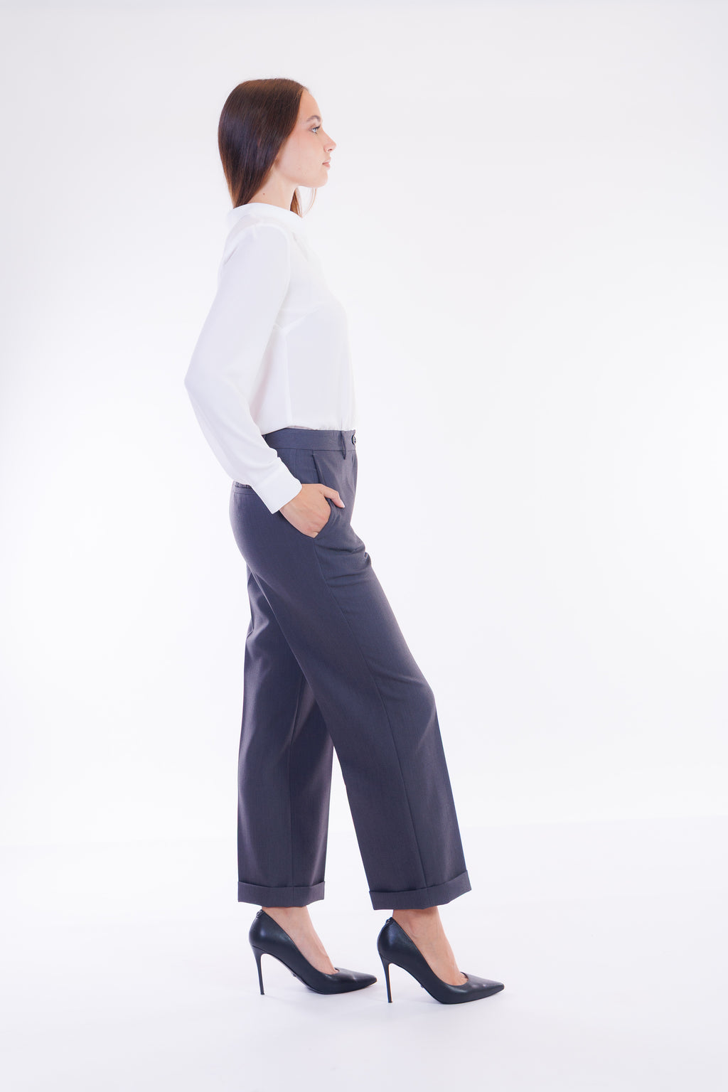 Pantalone ampio risvolto
