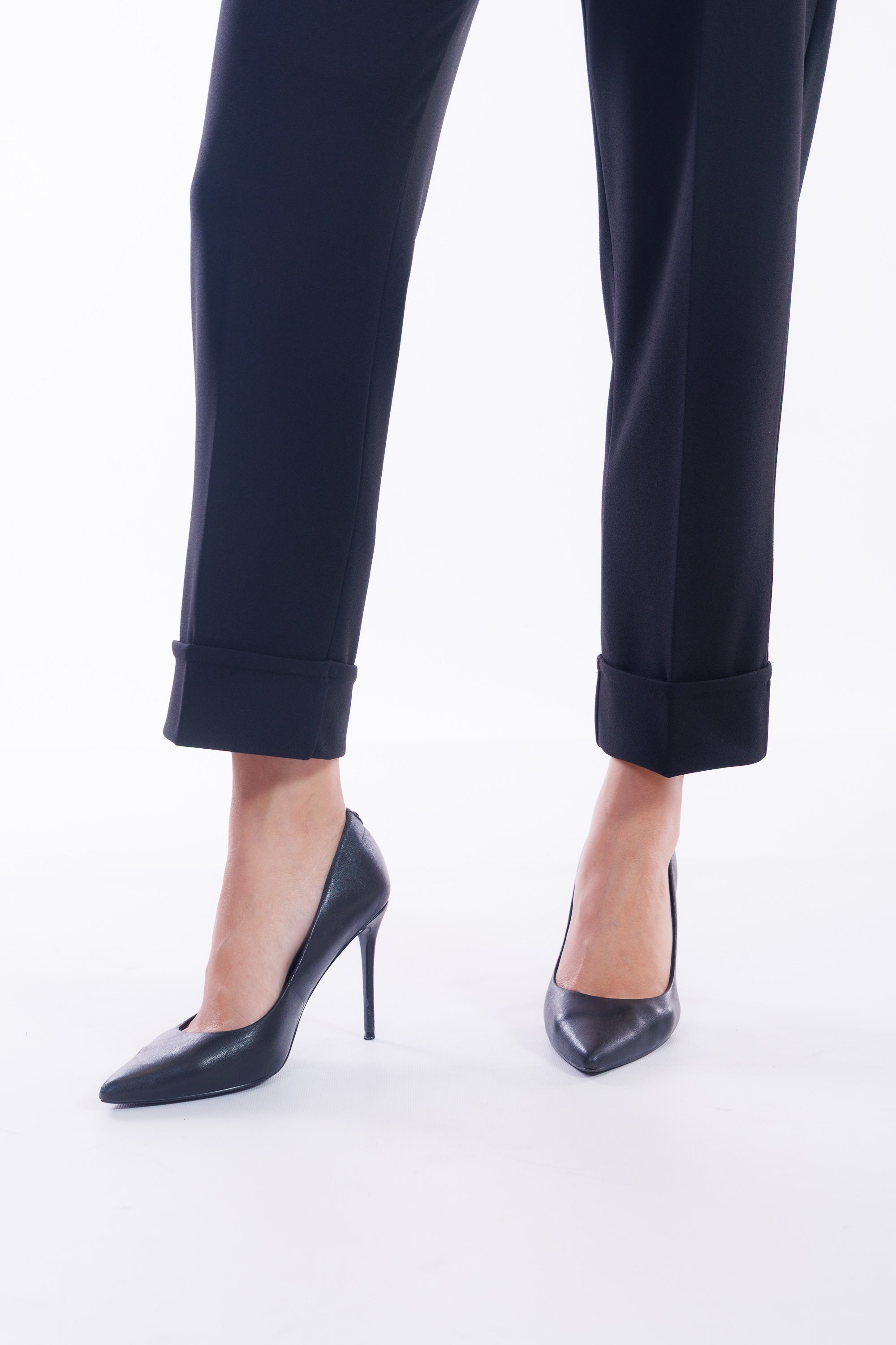 Pantalone cropped risvolto crepe
