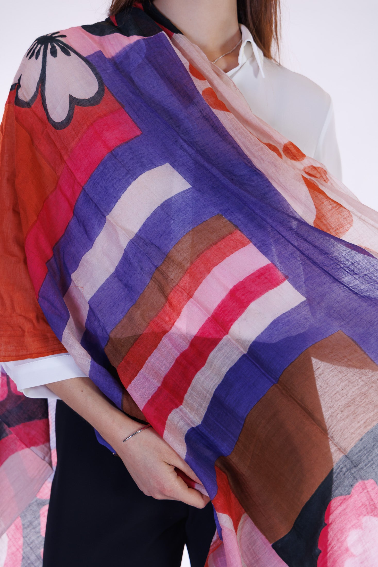 Stola fiori dipinta a mano