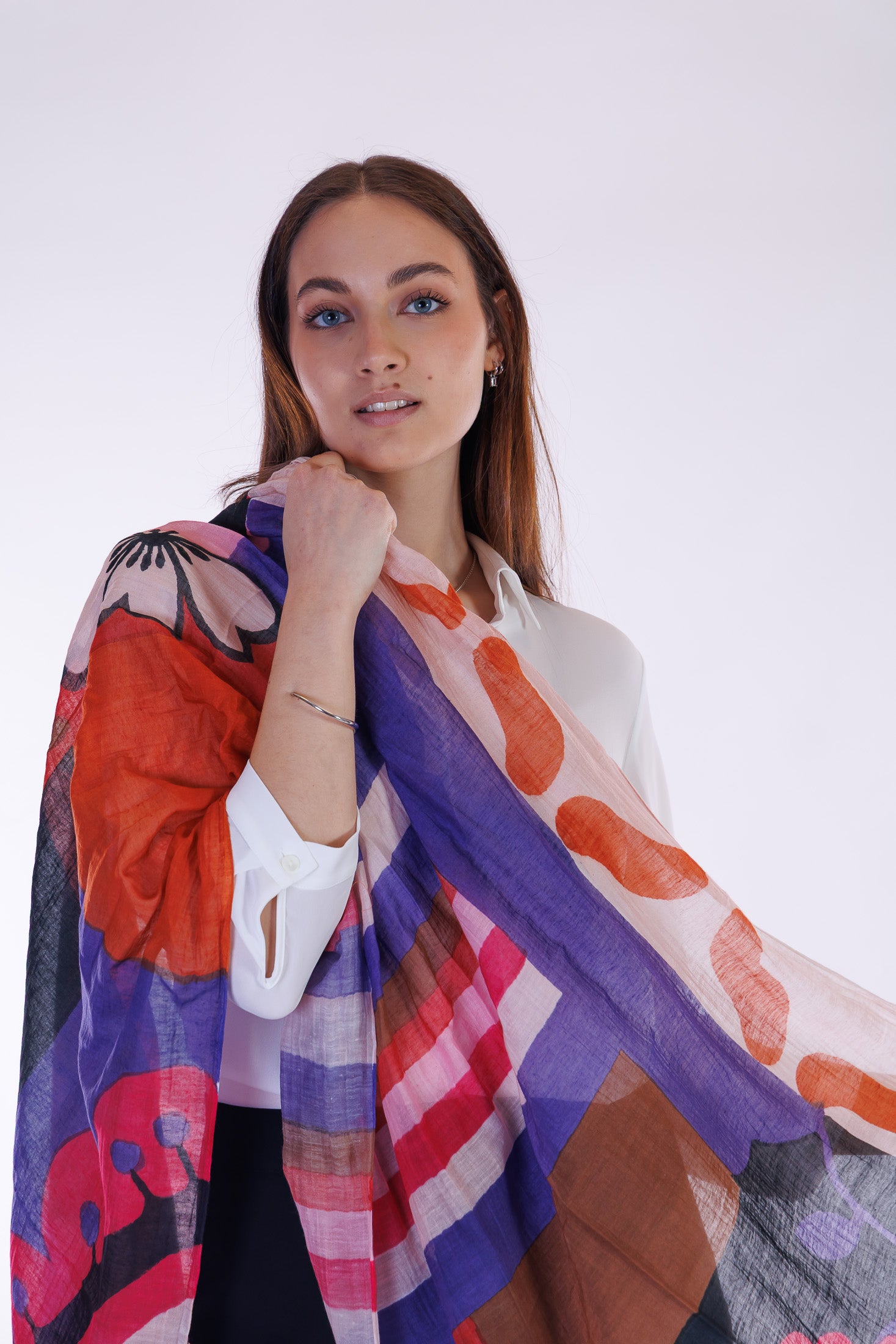 Stola fiori dipinta a mano