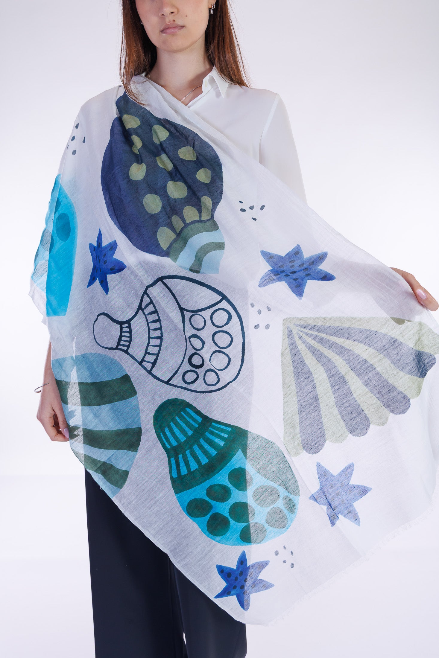 Stola conchiglie dipinta a mano