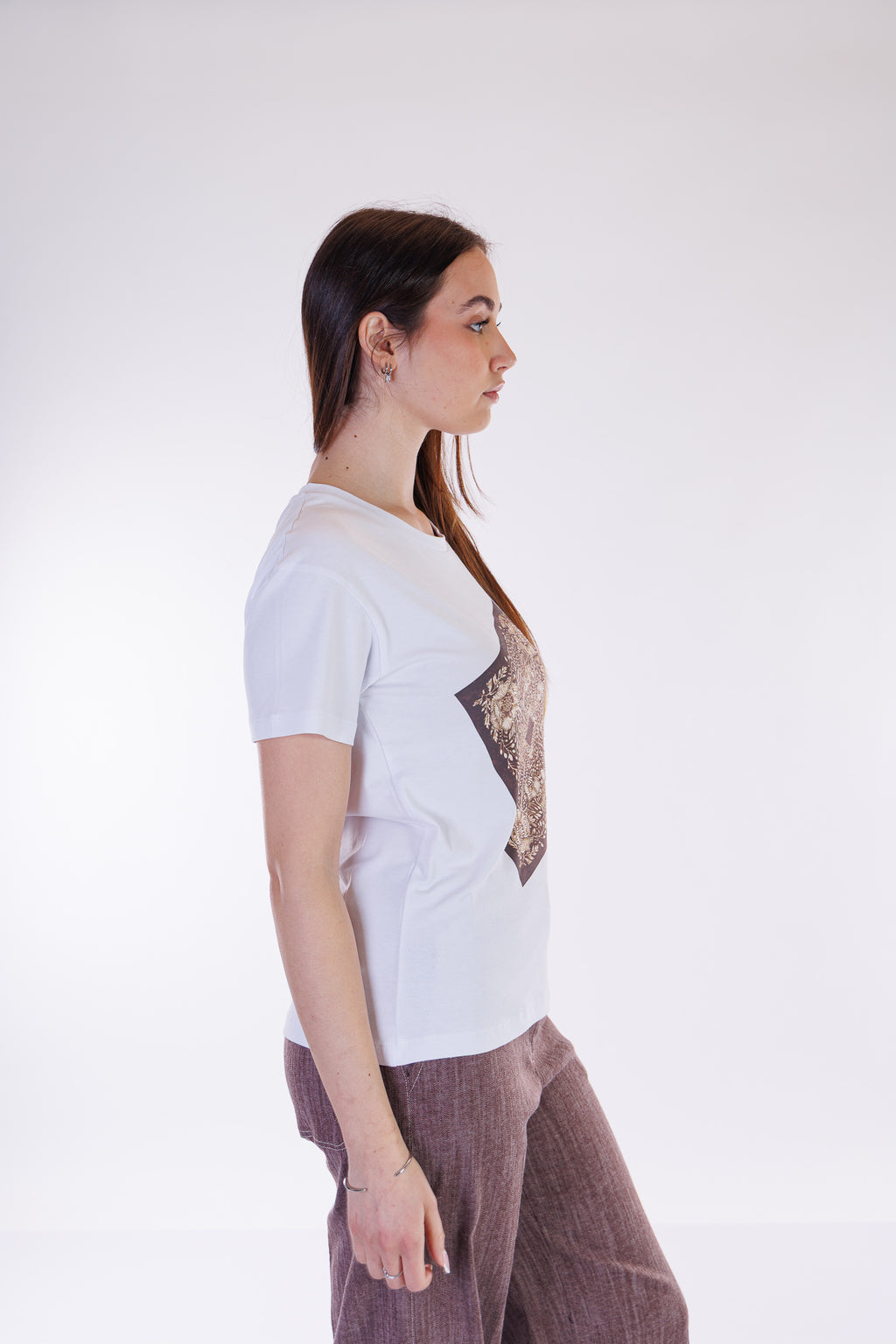 T-shirt stampa foulard e strass