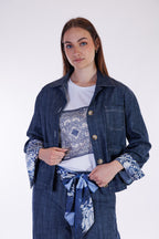 T-shirt stampa foulard e strass
