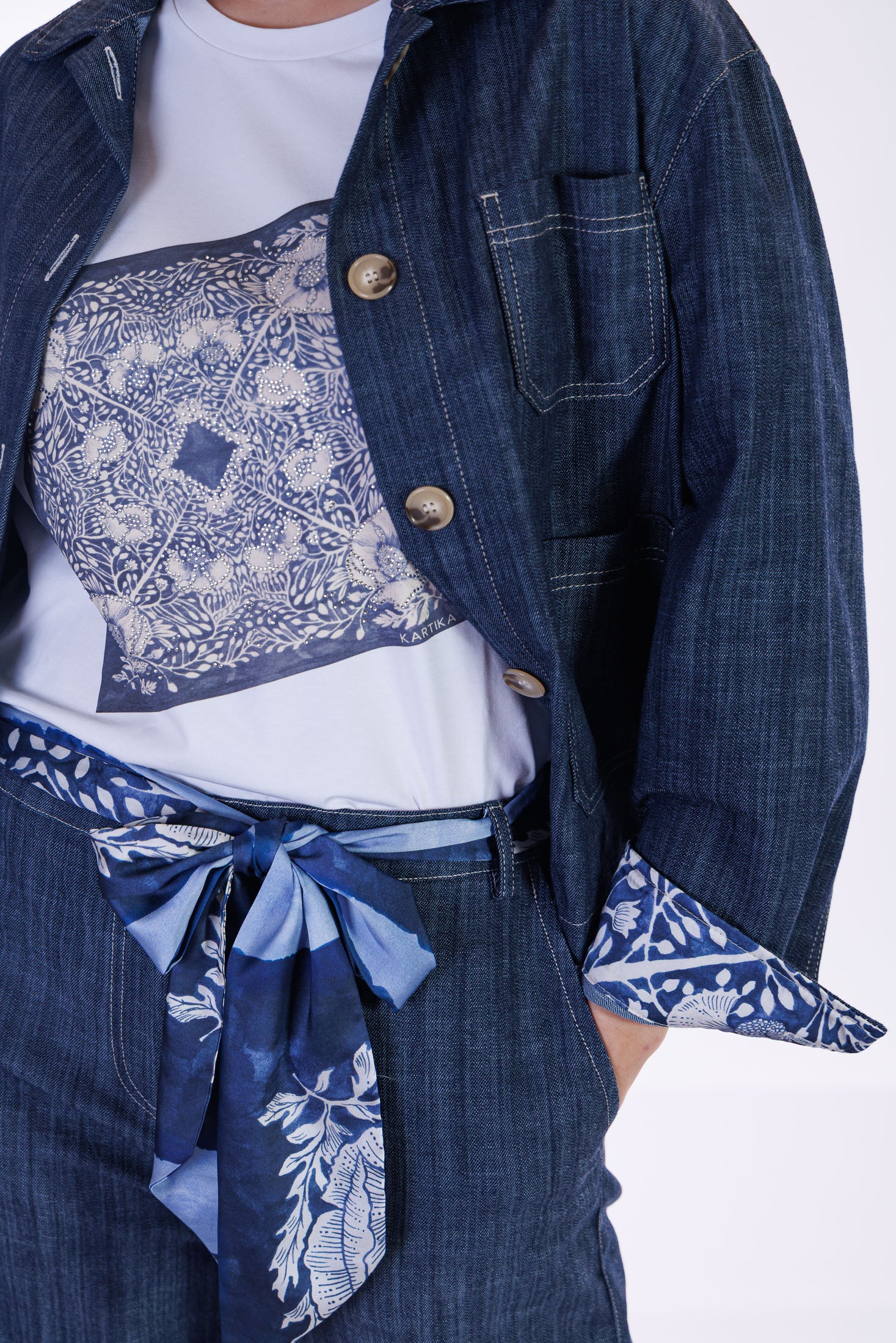 Giacca denim risvolto stampa