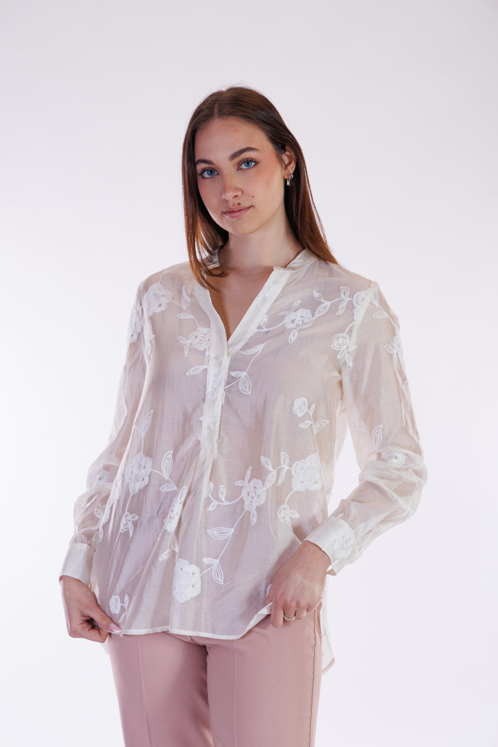 Camicia voile ricami