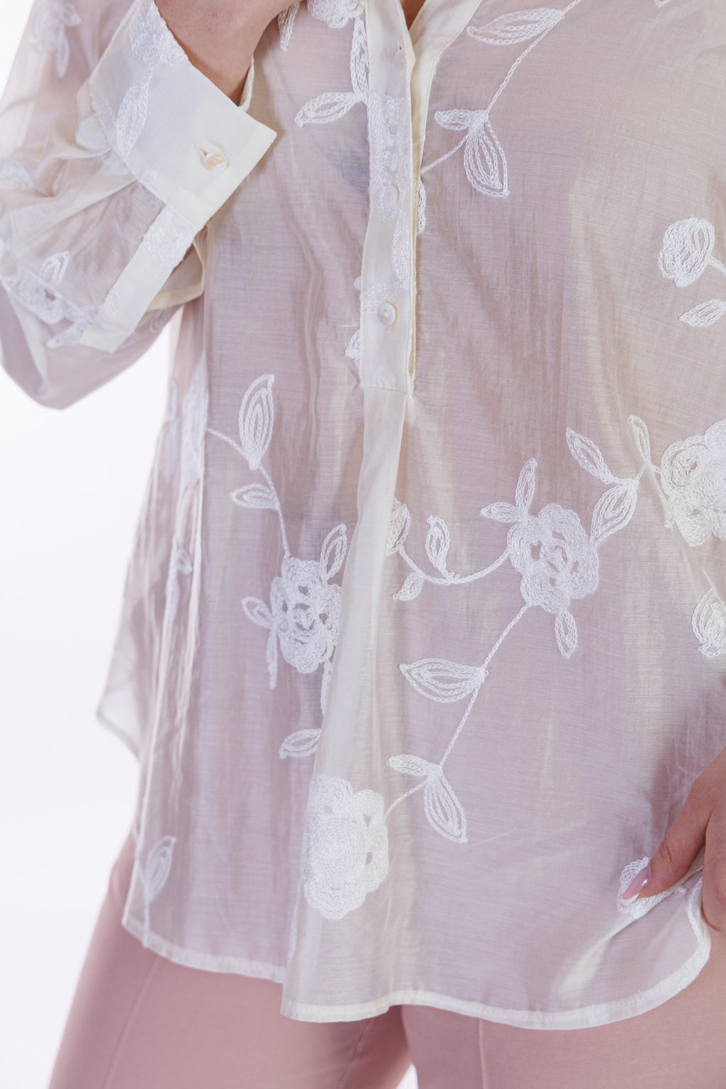 Camicia voile ricami