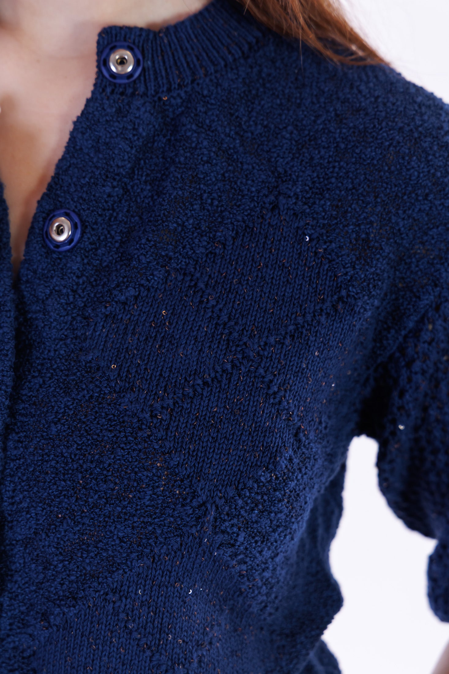 Maglia bottoncini e micro paillettes