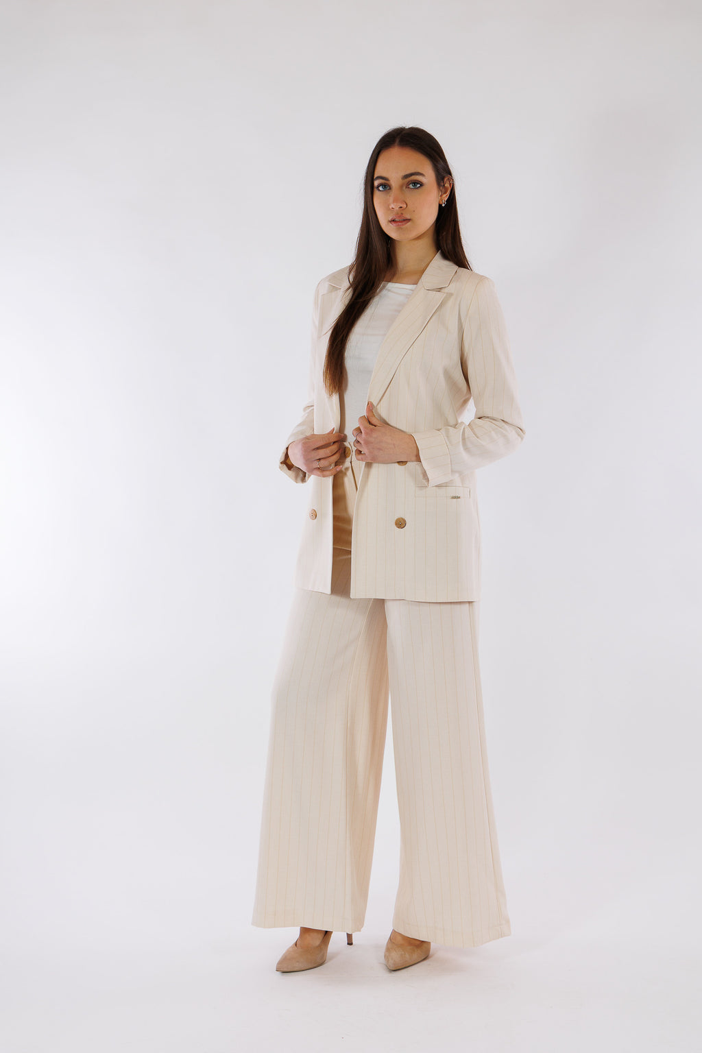 Tailleur gessato chiaro