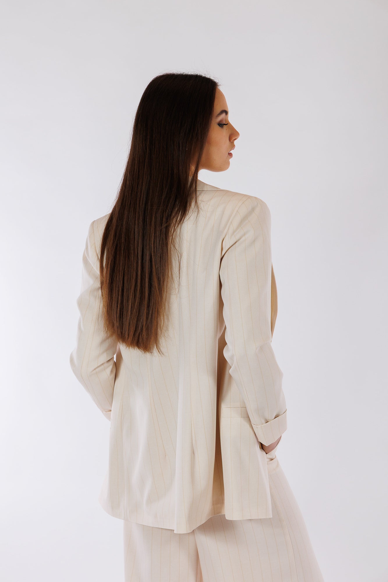 Tailleur gessato chiaro