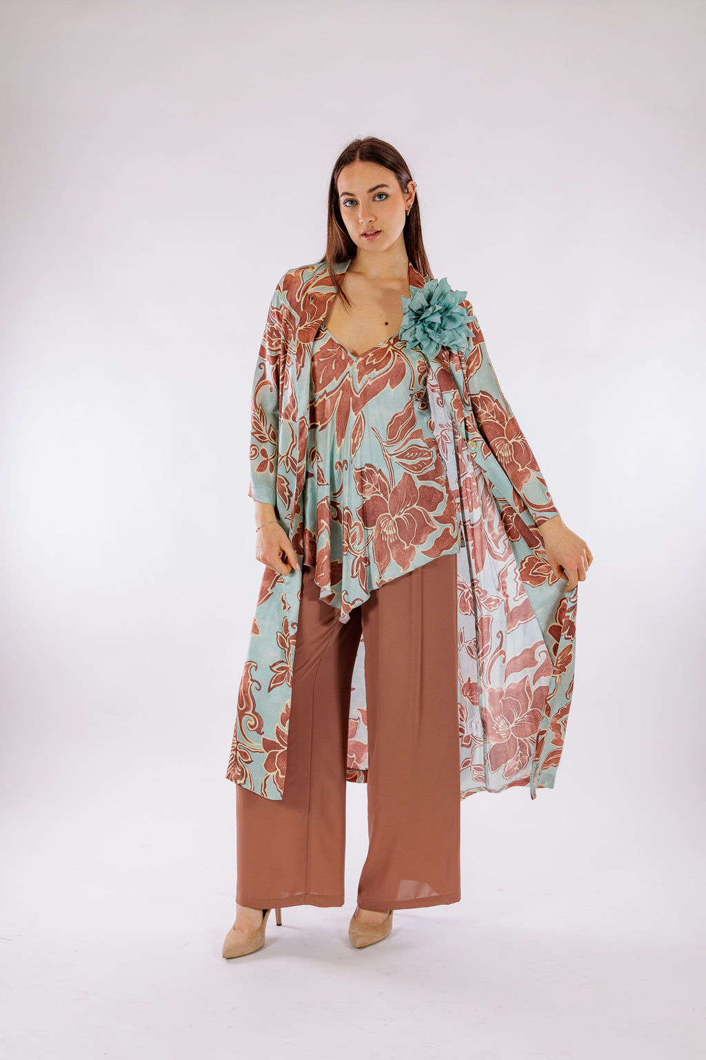 Top floreale raso