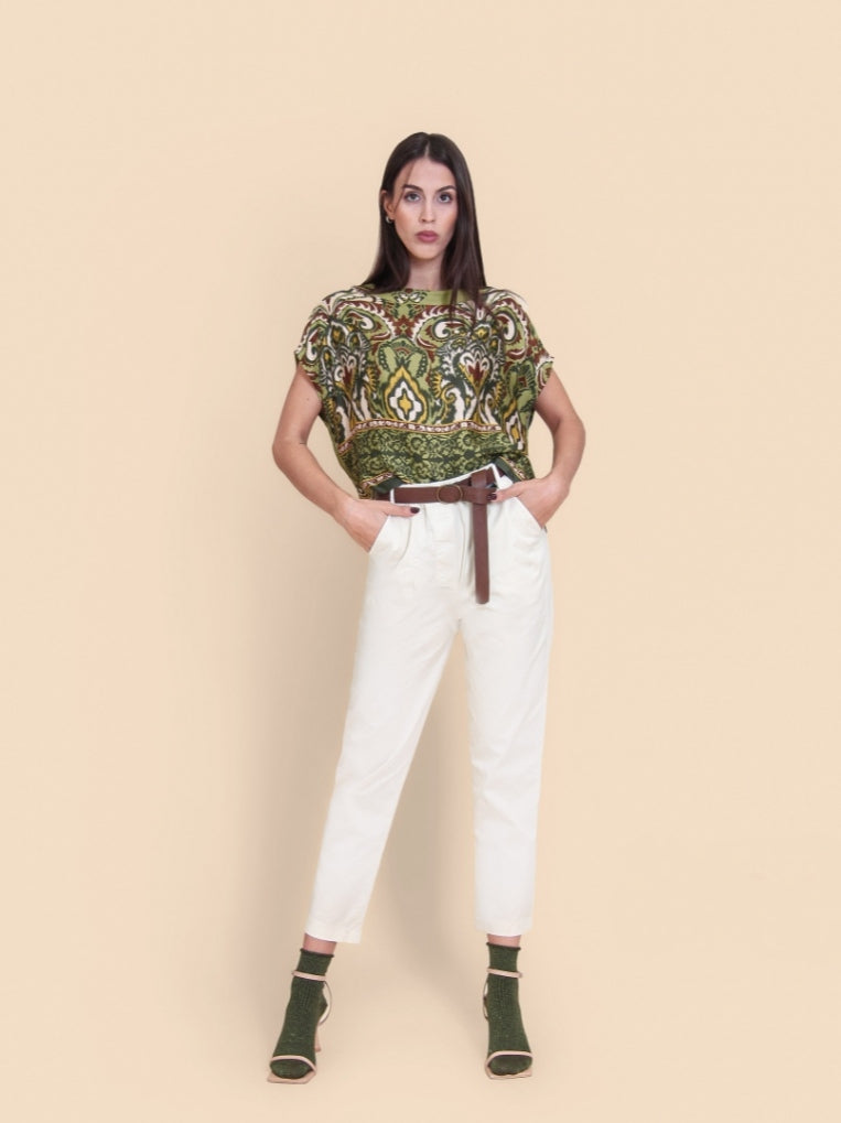 Pantalone chinos con cintura